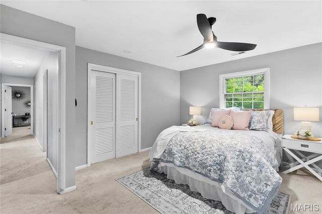 4115 Charbonier Road, Florissant, MO 63031