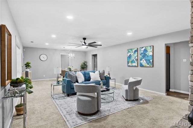 4115 Charbonier Road, Florissant, MO 63031