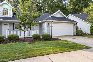 30241 Sugar Sand Lane #14B, North Olmsted, OH 44070