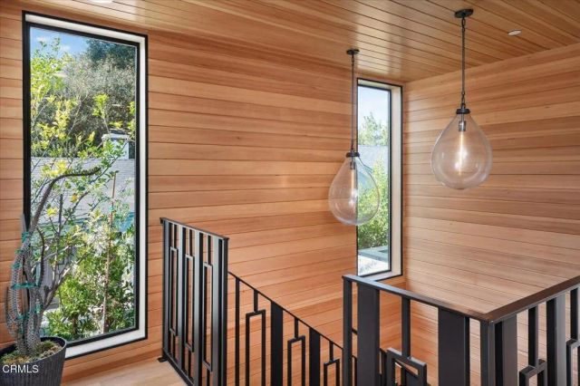 10747 Valleyheart Drive, Studio City, CA 91604