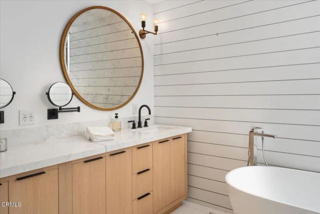 10747 Valleyheart Drive, Studio City, CA 91604