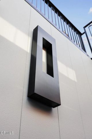 10747 Valleyheart Drive, Studio City, CA 91604