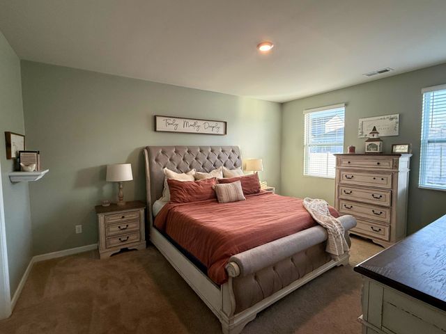 1168 Barry Baker Ln, White House, TN 37188