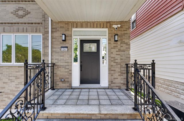 13-07 125th Street, College Point, NY 11356