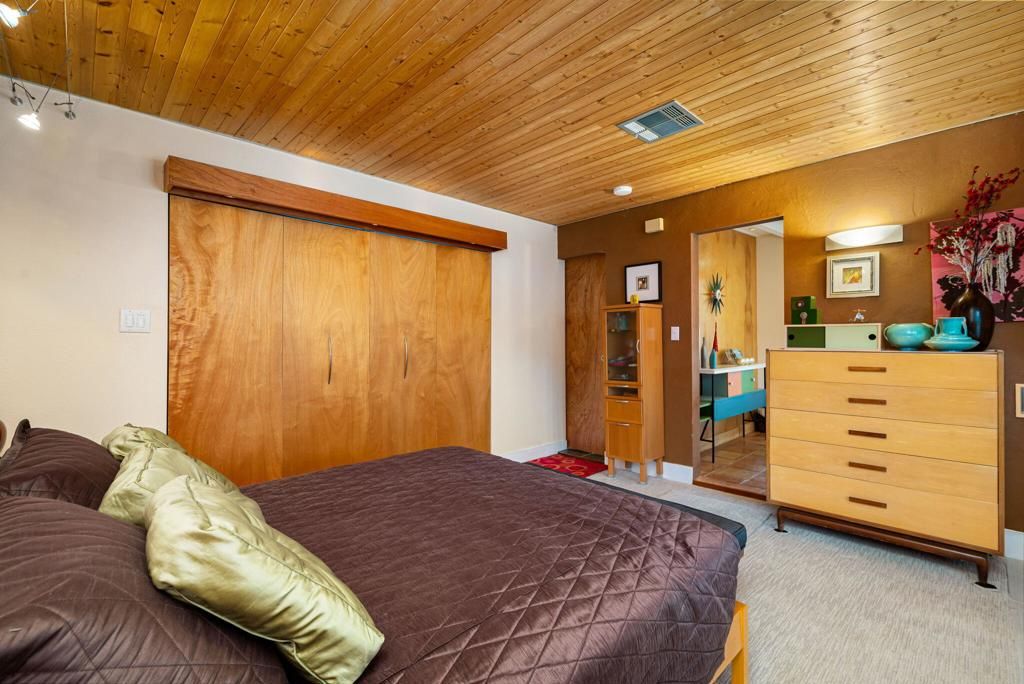 Image 15 of property listing at 38666 Paradise Way, Cathedral City, CA 92234