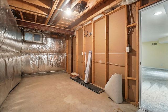 1388 Bareback Trail, Beavercreek Twp, OH 45434