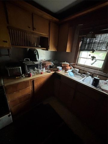 1116 Hickory Lane, Midwest City, OK 73110