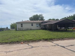 1116 Hickory Lane, Midwest City, OK 73110