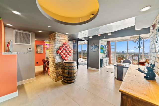 1720 Harrison St 1725, Hollywood, FL 33020