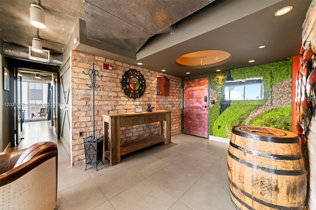 1720 Harrison St 1725, Hollywood, FL 33020