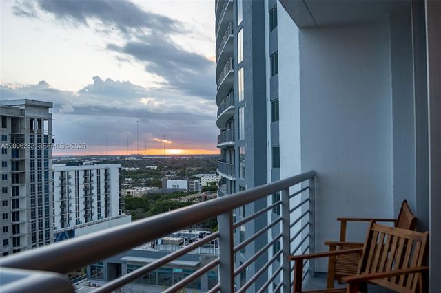 1720 Harrison St 1725, Hollywood, FL 33020