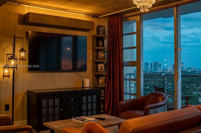 1720 Harrison St 1725, Hollywood, FL 33020