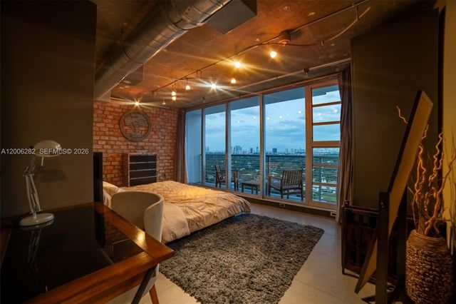 1720 Harrison St 1725, Hollywood, FL 33020