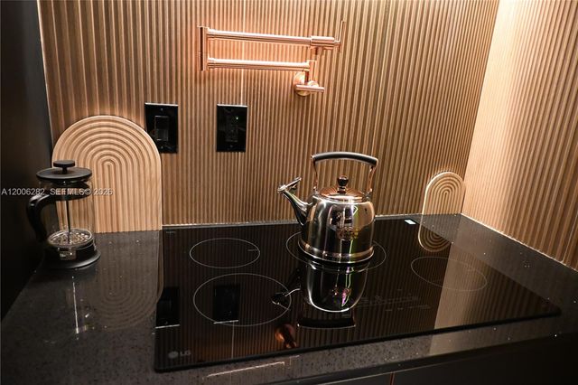 1720 Harrison St 1725, Hollywood, FL 33020