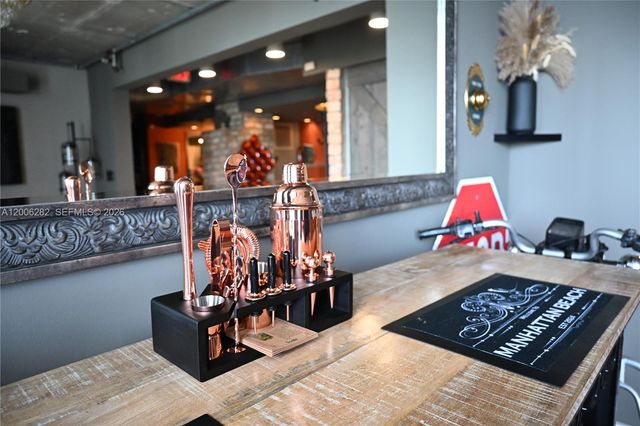 1720 Harrison St 1725, Hollywood, FL 33020