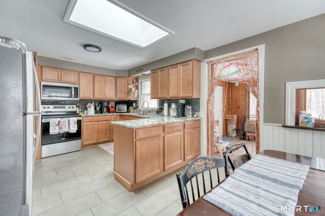 113 Hanks Hill Road, Mansfield, CT 06268