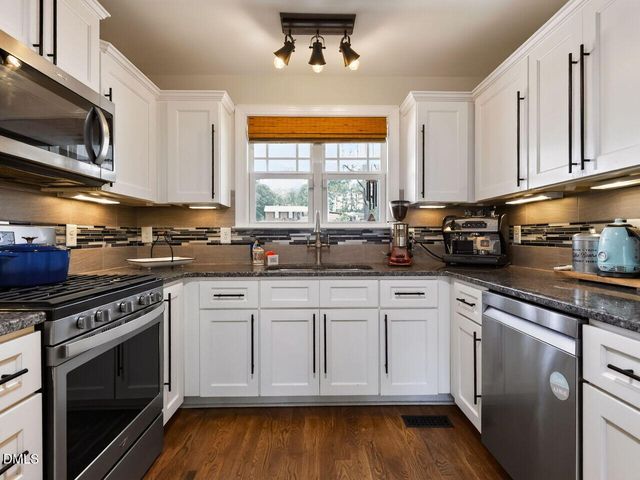 2570 Tarheel Road, Benson, NC 27504