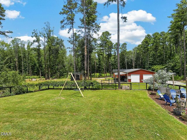 2570 Tarheel Road, Benson, NC 27504