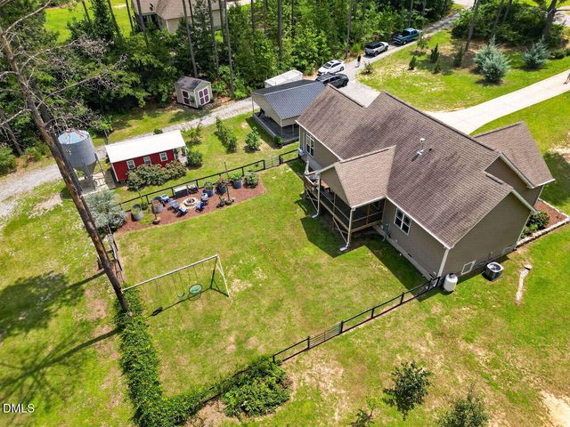 2570 Tarheel Road, Benson, NC 27504