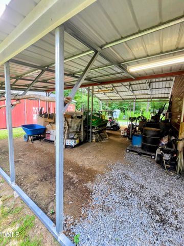 2570 Tarheel Road, Benson, NC 27504