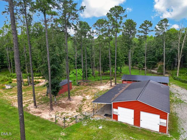 2570 Tarheel Road, Benson, NC 27504