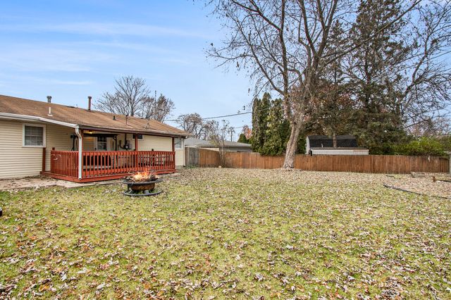 7709 Wallace Street, Merrillville, IN 46410