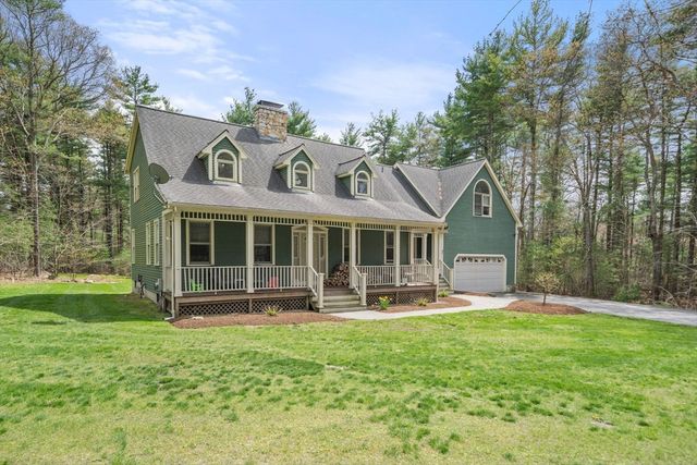 77 Thomas St, Middleboro, MA 02346
