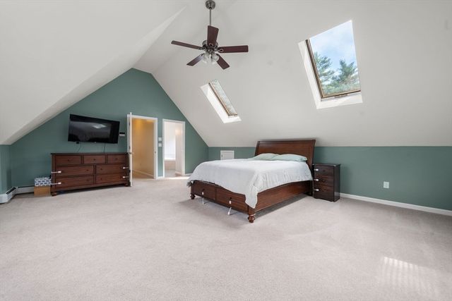 77 Thomas St, Middleboro, MA 02346