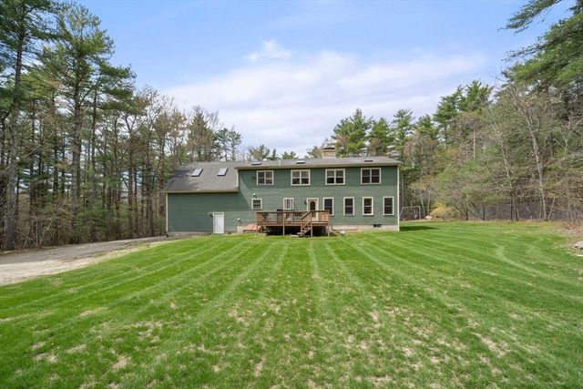 77 Thomas St, Middleboro, MA 02346