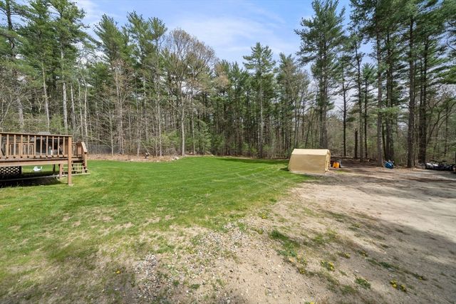 77 Thomas St, Middleboro, MA 02346
