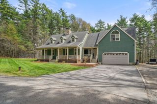 77 Thomas St, Middleboro, MA 02346