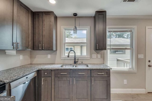 1716 Nekoma Street, Marietta, GA 30068