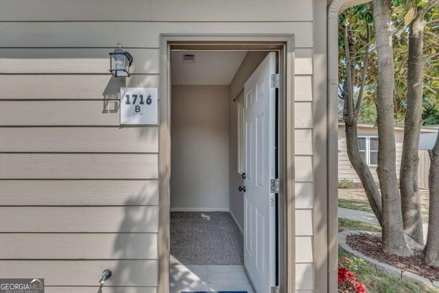 1716 Nekoma Street, Marietta, GA 30068