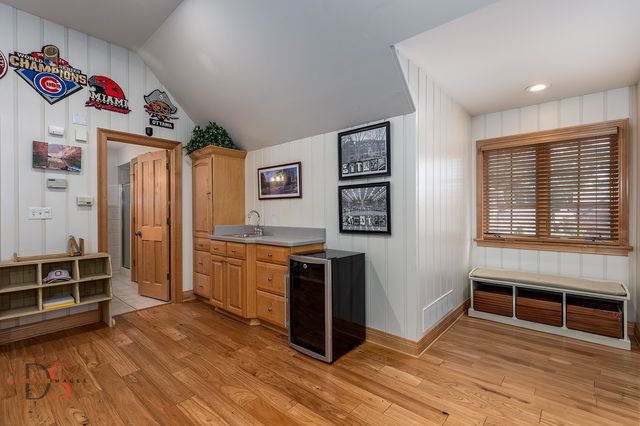 524 E Van Buren Street, Ottawa, IL 61350