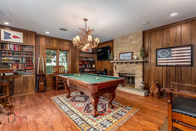 524 E Van Buren Street, Ottawa, IL 61350