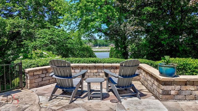 524 E Van Buren Street, Ottawa, IL 61350