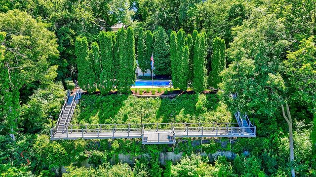 524 E Van Buren Street, Ottawa, IL 61350