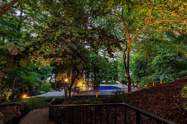 524 E Van Buren Street, Ottawa, IL 61350