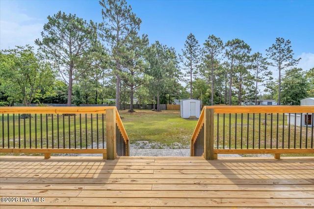 8962 Hawks Bill Drive NE, Leland, NC 28451