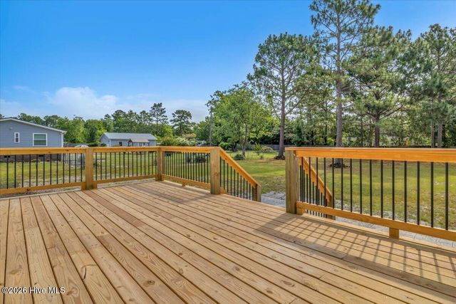 8962 Hawks Bill Drive NE, Leland, NC 28451
