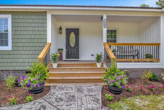 8962 Hawks Bill Drive NE, Leland, NC 28451