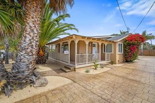 425 Alcalde Avenue, Monterey, CA 93940