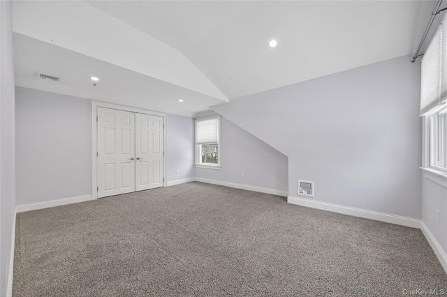 535 Brooklyn Boulevard, Brightwaters, NY 11718