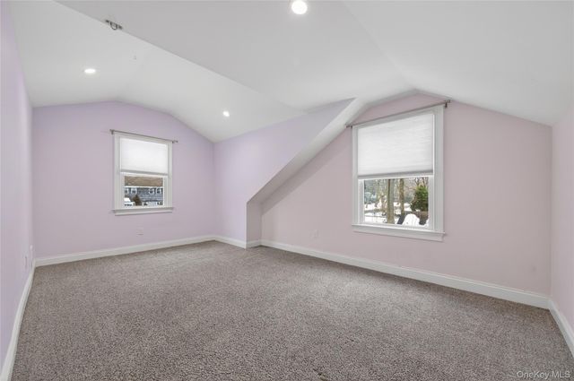 535 Brooklyn Boulevard, Brightwaters, NY 11718