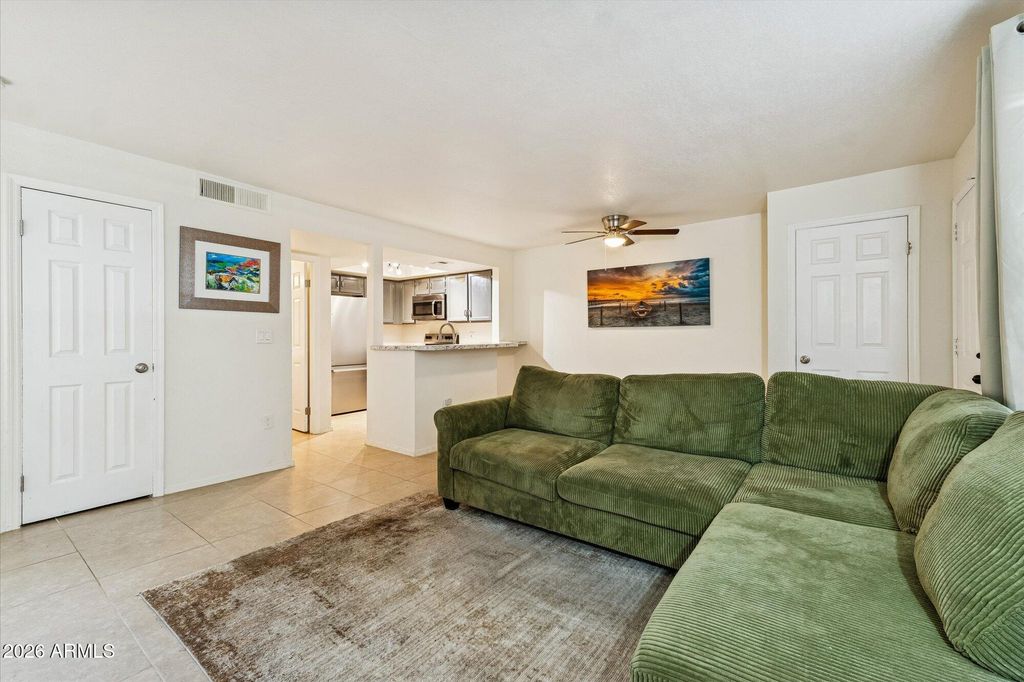 1645 W BASELINE Road 2084, Mesa, AZ 85202