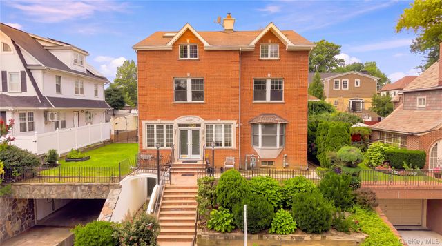 3340 157th Street, Flushing, NY 11354