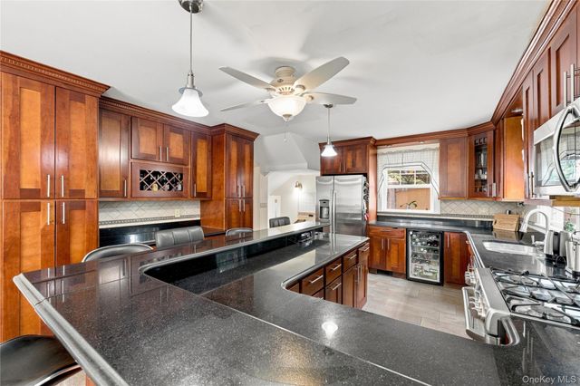 3340 157th Street, Flushing, NY 11354