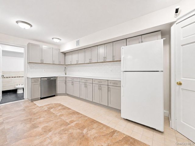 3340 157th Street, Flushing, NY 11354