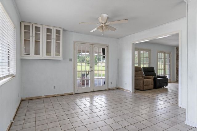 1803 State Highway 198, Canton, TX 75103