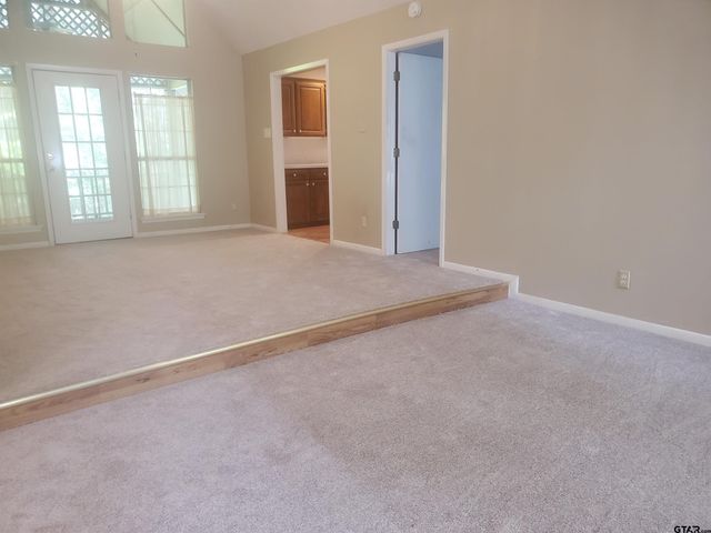 231 Lamplight Path, Holly Lake Ranch, TX 75765